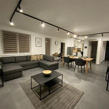 Appartamento Twin House Gyál Esterno foto
